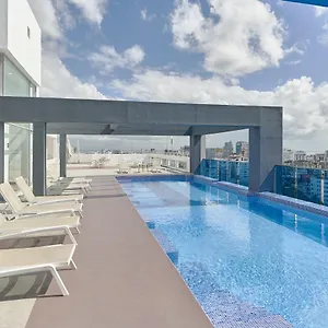 N1001 Gran Vista Downtown Rd Apartment